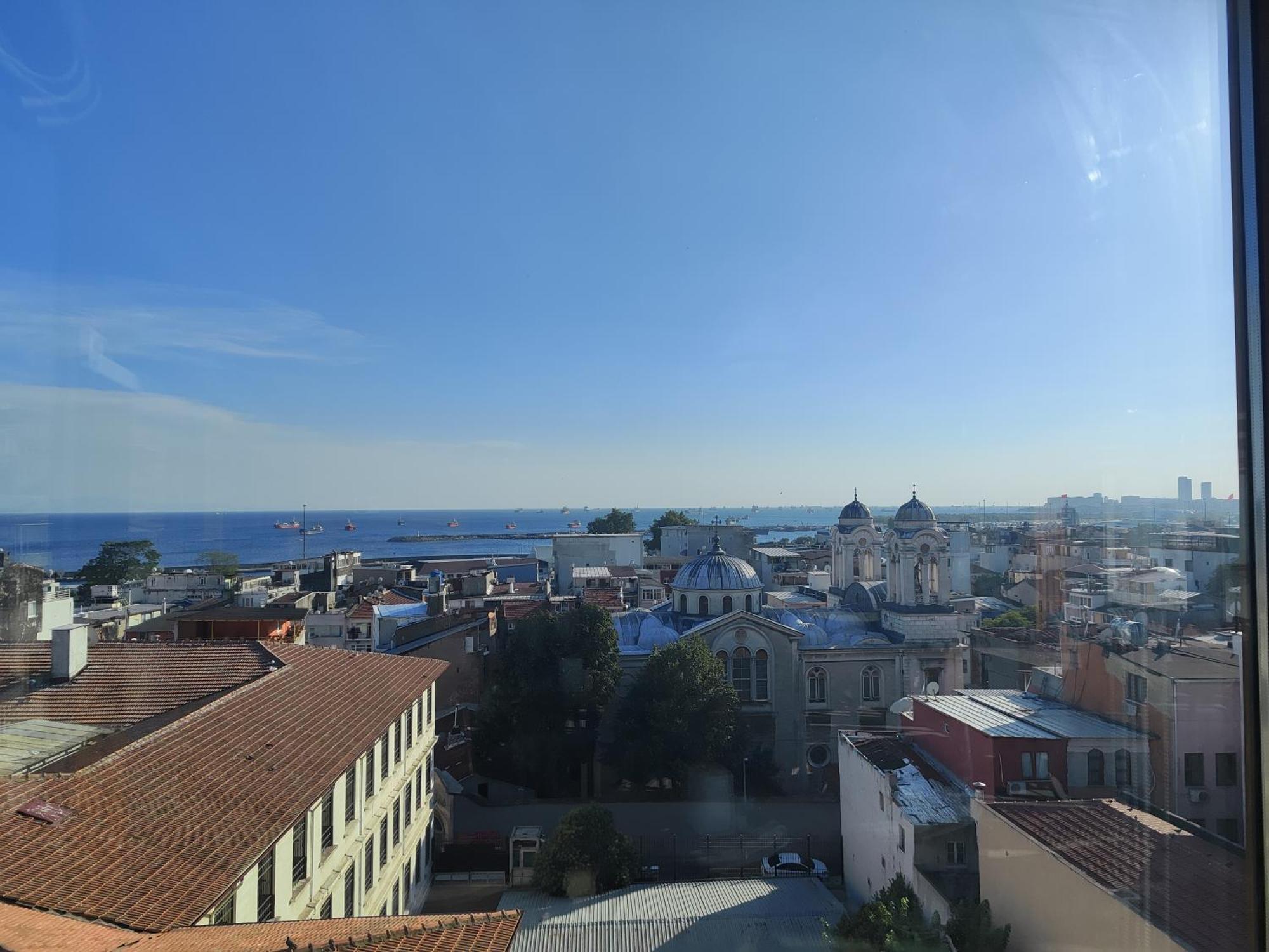 Grand Liza Hotel — Fotoğraflar 1